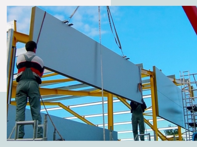 Монтаж сэндвич-панелей в Сатке от 621 руб.